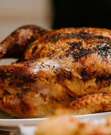 claudio-schwarz-4qJlXK4mYzU-unsplash