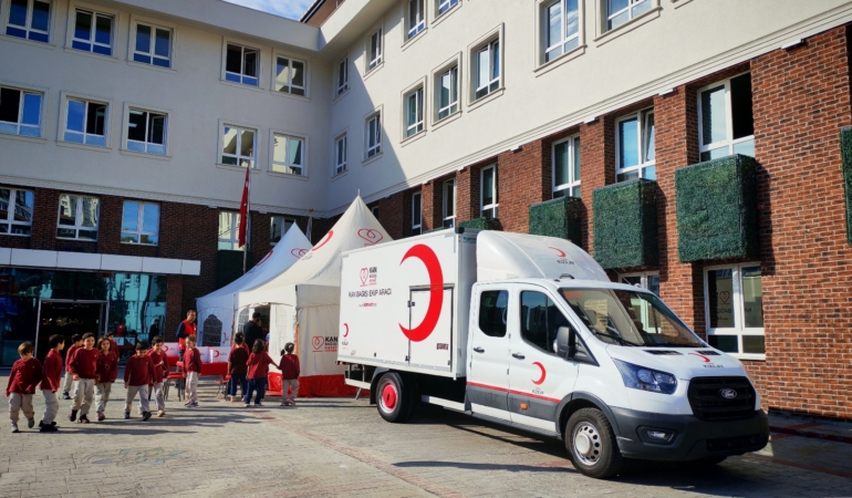 Çınar Koleji’nden Kızılay Haftası’na Anlamlı Destek: “Bir Kase Çorba, Bir Damla Hayat”