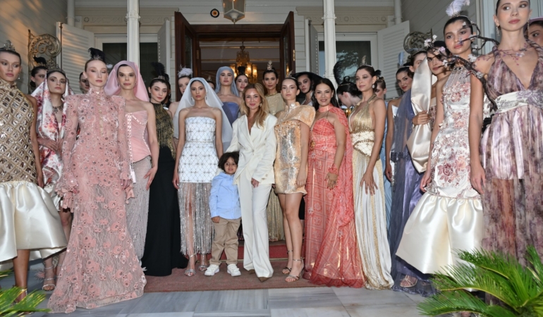 Tuba Ergin’den Büyükada’da Couture Koleksiyonu: “The Last Empress” Nasıl Tanıtıldı?
