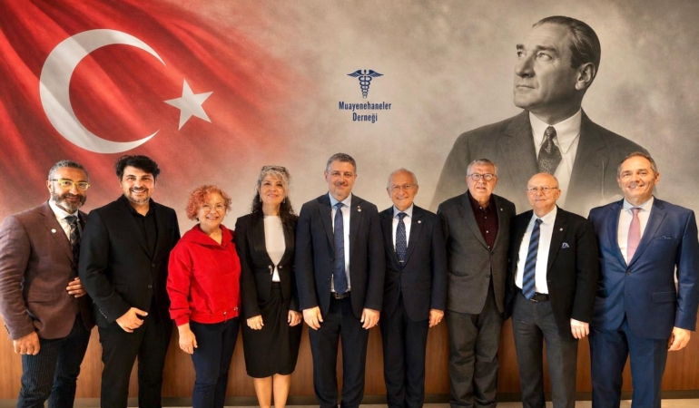 Hekimlerin Gücü Birlik ve Dayanışmada: Muayenehaneler Derneği Sahada!