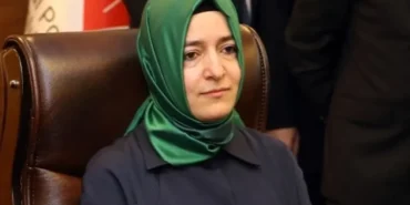 İstifa Eden Fatma Betül Sayan Kaya'nın Adı AKP'nin Resmi Kanallarından Kaldırıldı