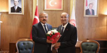 TBMM Başkanvekilliği Görevini Yusuf Beyazıt Devraldı